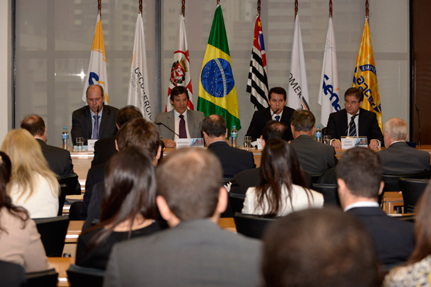 Prefeitura quer reduzir tempo de abertura de empresas para cinco dias Prefeitura quer reduzir tempo de abertura de empresas para cinco dias